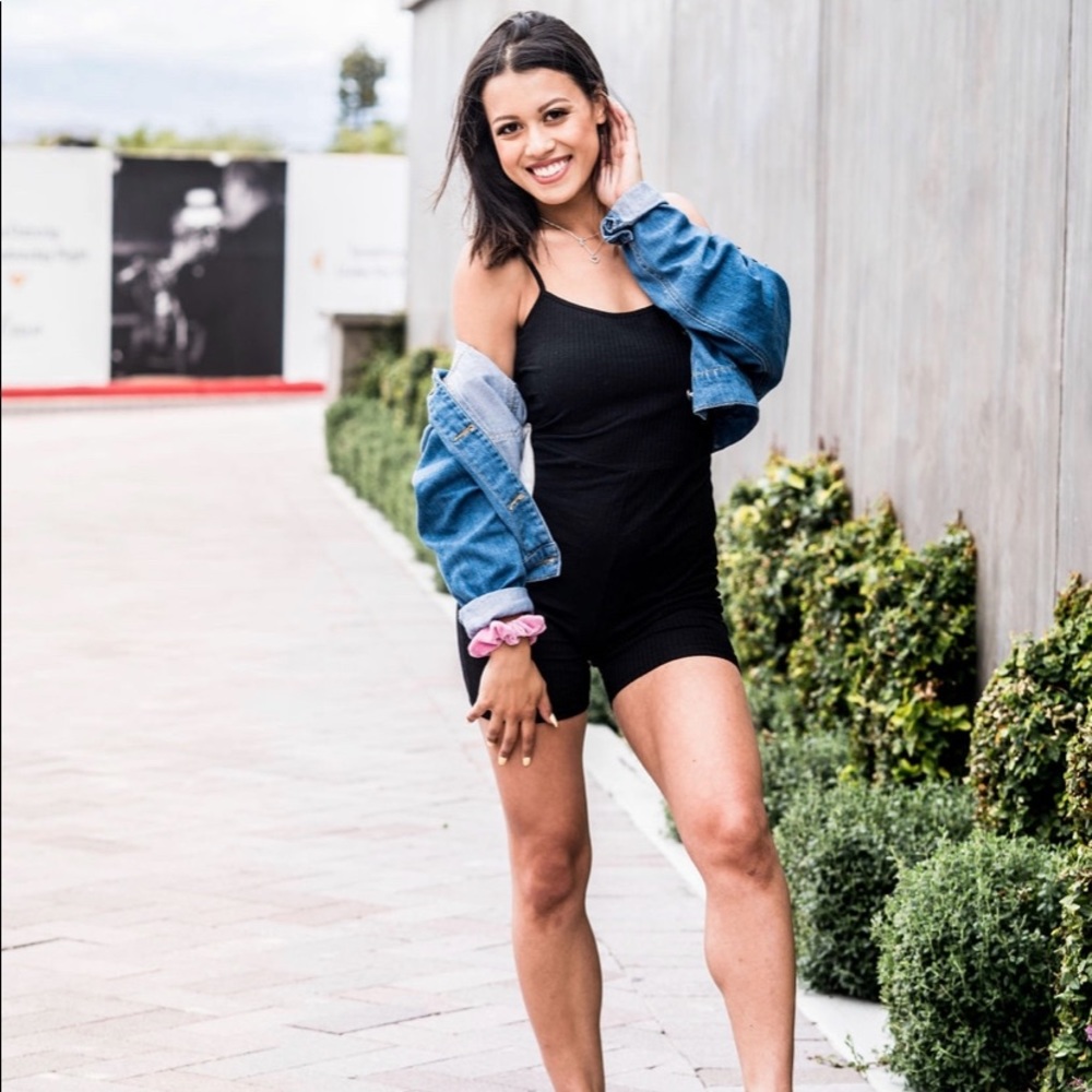 Meet your seller😘💃💋 - Picture 4 of 6